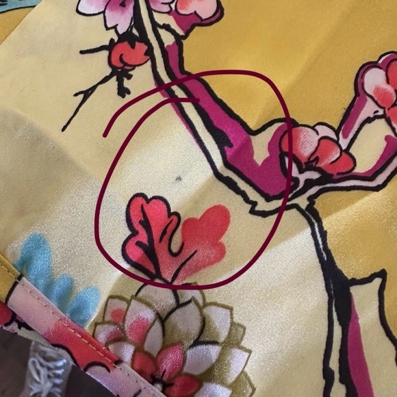 Y2K United Colors of Benetton Yellow Satin Floral Print Qipao Style Blouse Small - Picture 9 of 9